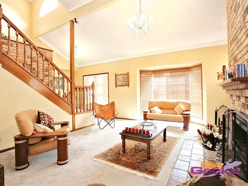 138 Kilmorey Street, Carindale QLD 4152