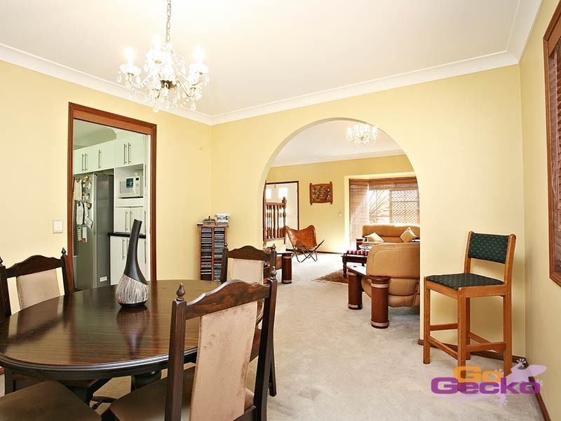 138 Kilmorey Street, Carindale QLD 4152