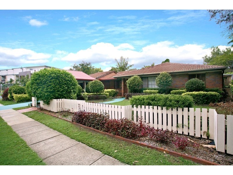 2 Maranoa Street, Carina Heights QLD 4152