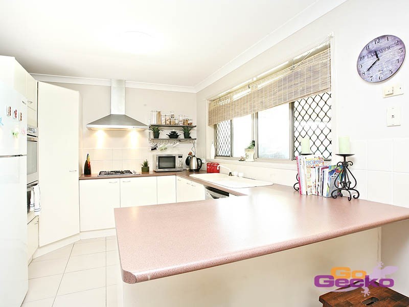 11 St Helena Place, Tingalpa QLD 4173