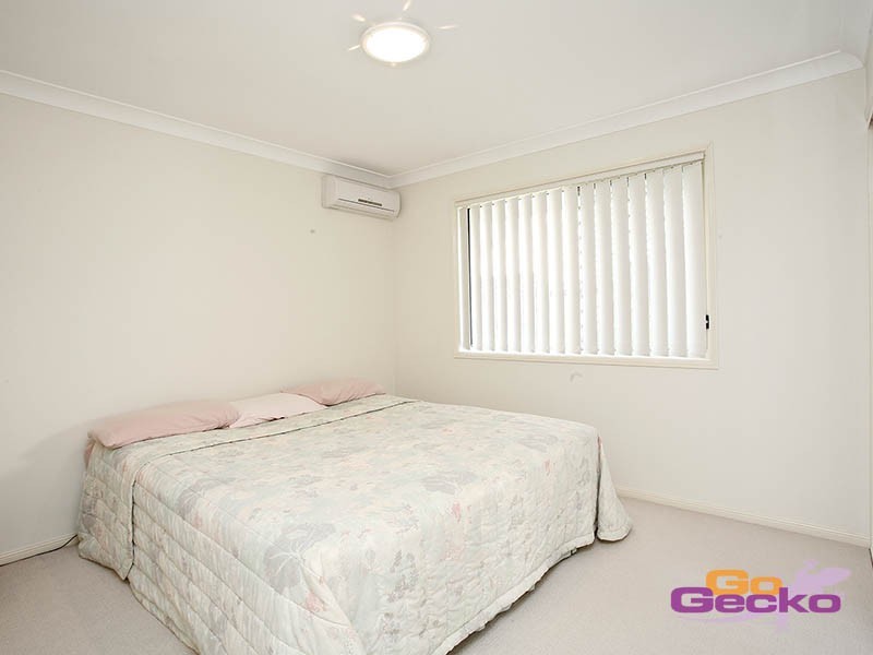 2/89 Cambridge Street, Carina Heights QLD 4152