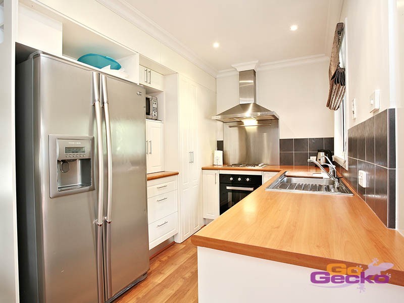 33 Meadowview Street, Tingalpa QLD 4173