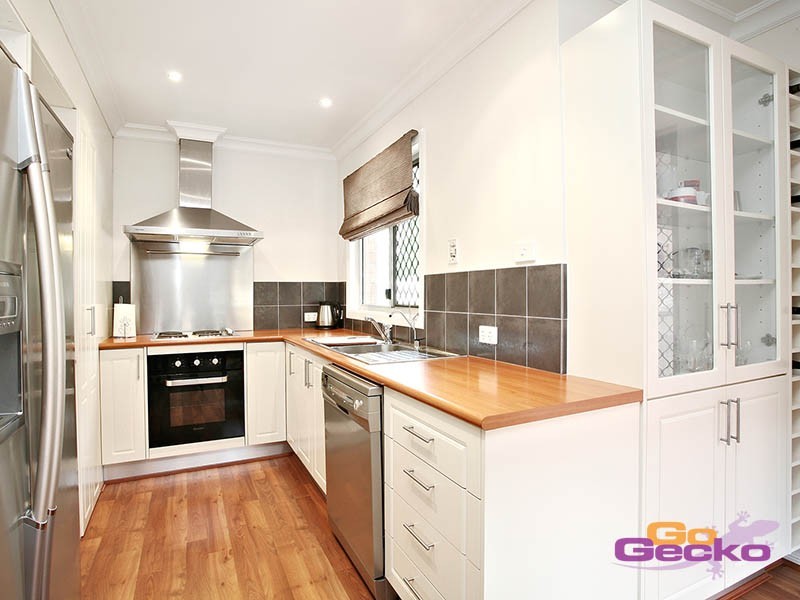 33 Meadowview Street, Tingalpa QLD 4173