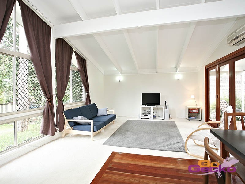 21 Strahan Street, Belmont QLD 4153