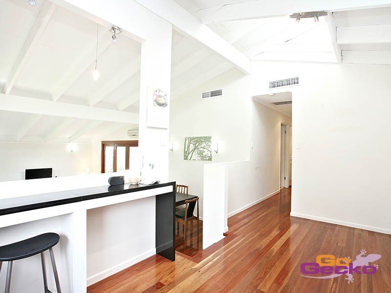 21 Strahan Street, Belmont QLD 4153