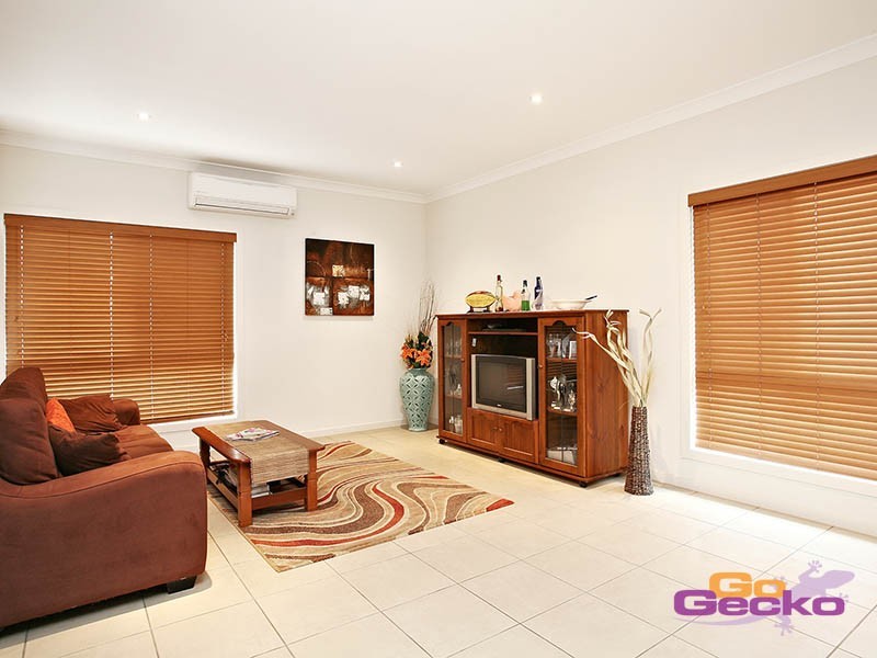 59 Hillcroft Place, Belmont QLD 4153