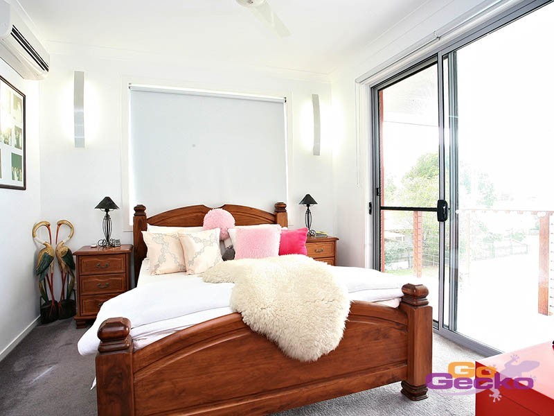 2/83 Cambridge Street, Carina Heights QLD 4152