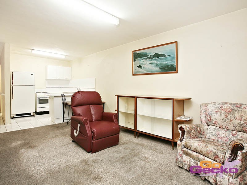 2/15 Shakespeare Street, Coorparoo QLD 4151