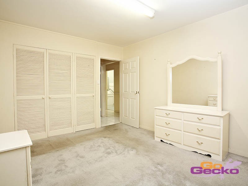 2/15 Shakespeare Street, Coorparoo QLD 4151