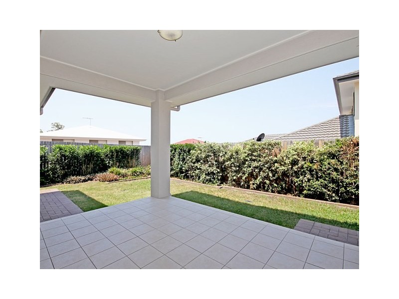 45 Hillcroft Place, Belmont QLD 4153