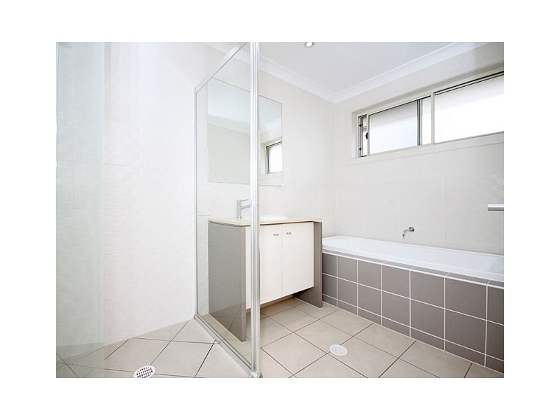 45 Hillcroft Place, Belmont QLD 4153