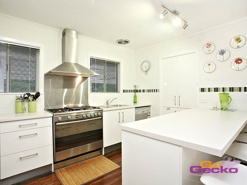 149 Wecker Road, Mansfield QLD 4122