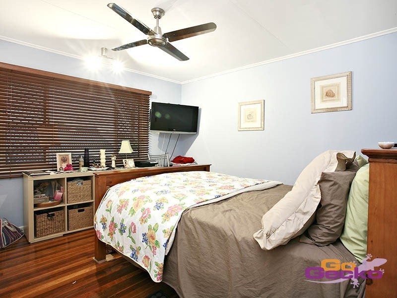 149 Wecker Road, Mansfield QLD 4122