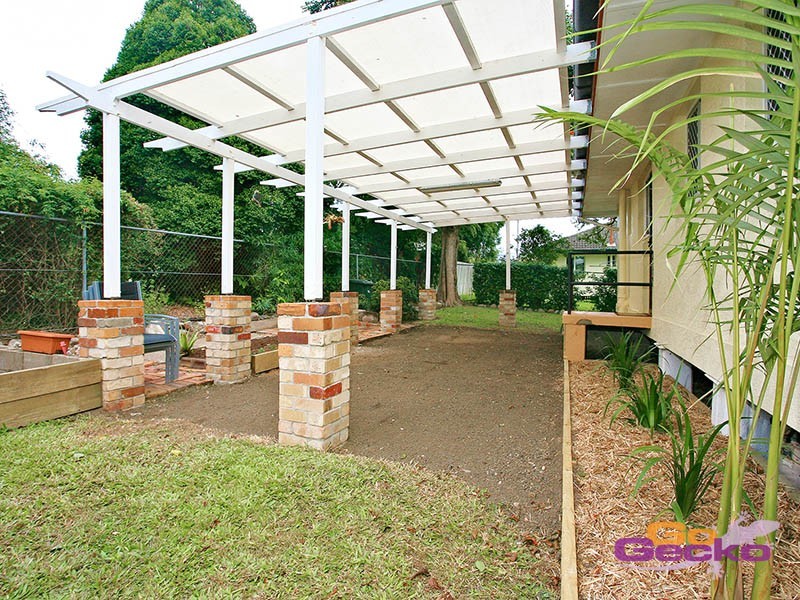 149 Wecker Road, Mansfield QLD 4122