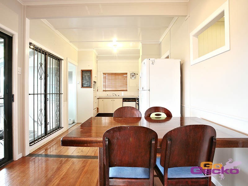 9 Fork Street, Coorparoo QLD 4151