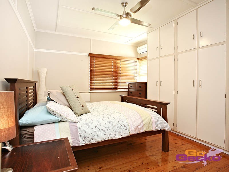 9 Fork Street, Coorparoo QLD 4151