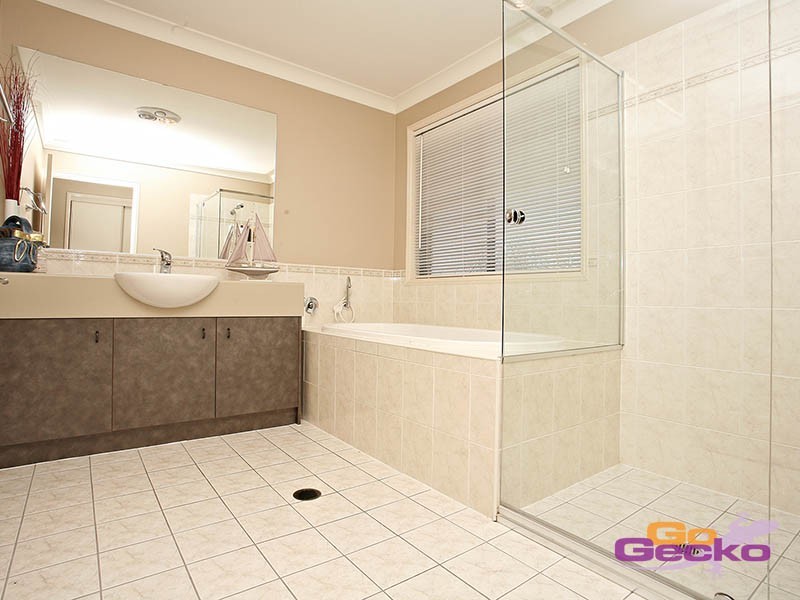 1 Tea Tree Court, Tingalpa QLD 4173