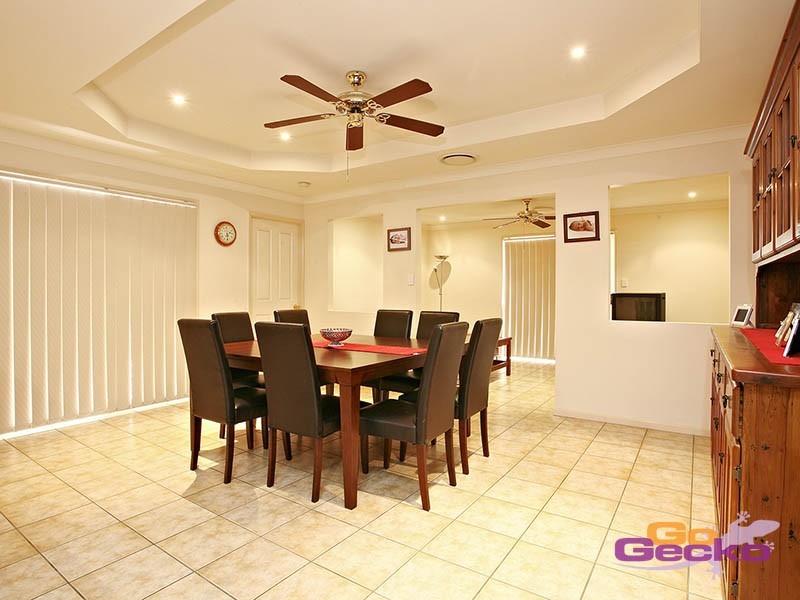 23 Alderbury Place, Carindale QLD 4152