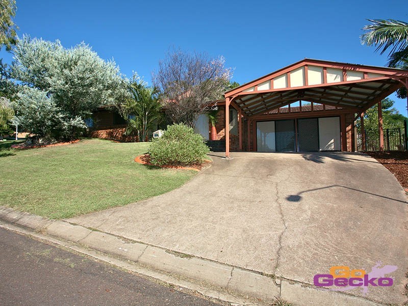 2 Hythe Street, Mansfield QLD 4122