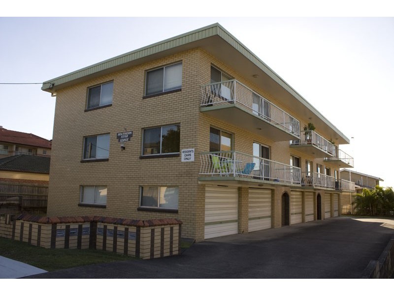 1/56 Kitchener Street, Coorparoo QLD 4151