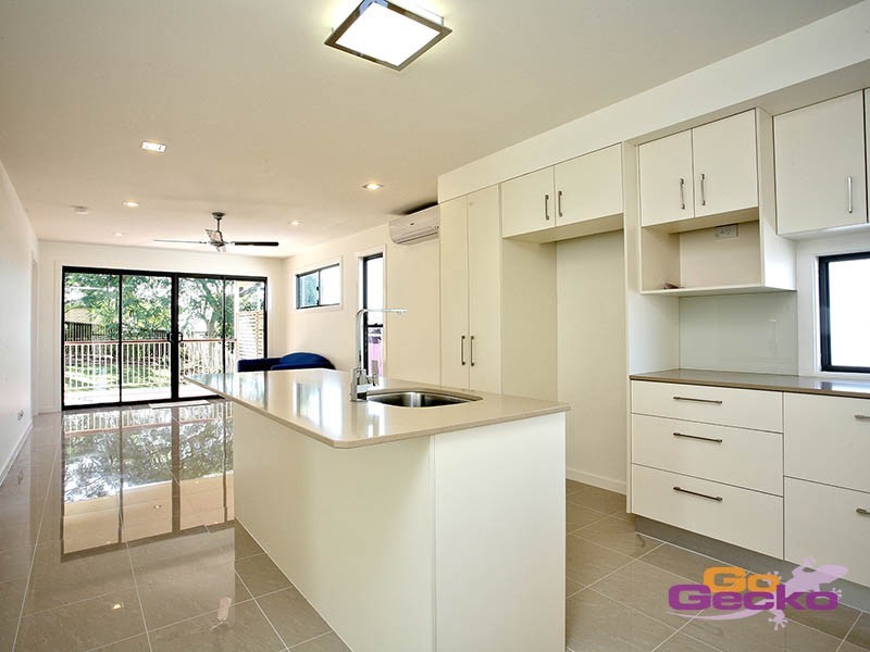 244 Winstanley St, Carina Heights QLD 4152