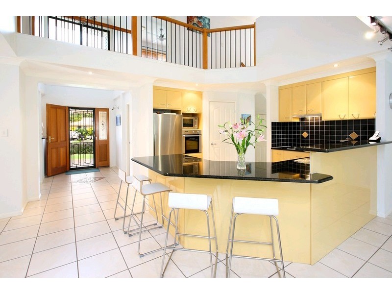 50 Kenilworth Place, Carindale QLD 4152