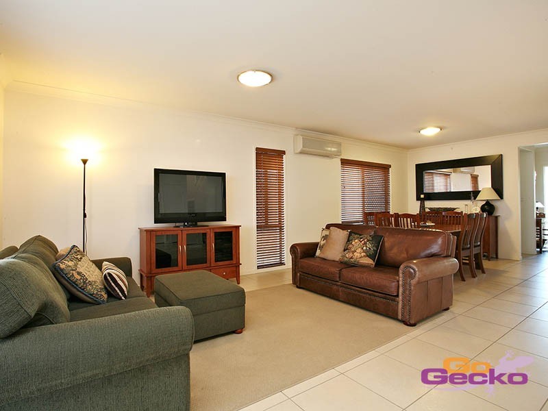 45 Celestial Court, Carina QLD 4152