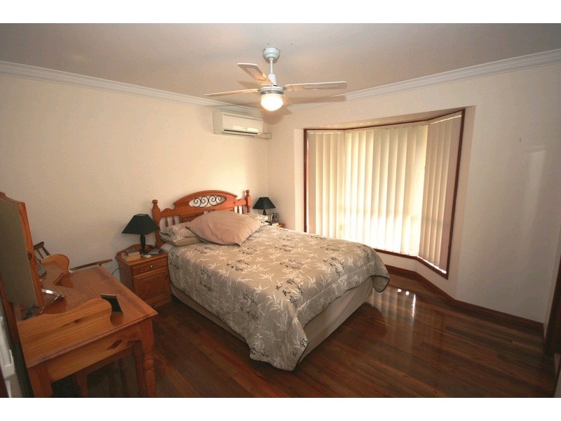 31 Kirra Place, Carindale QLD 4152