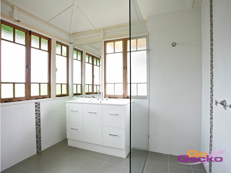 46 Fifth Avenue, Coorparoo QLD 4151