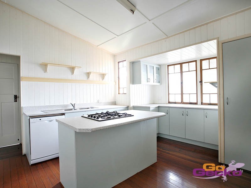 46 Fifth Avenue, Coorparoo QLD 4151