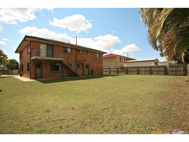 71 Meadowlands Road, Carindale QLD 4152