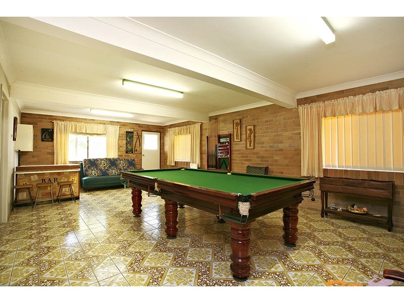 71 Meadowlands Road, Carindale QLD 4152