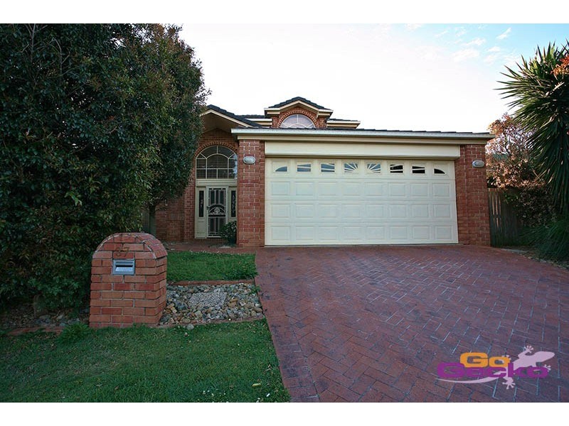 37 Clearmount Crescent, Carindale QLD 4152