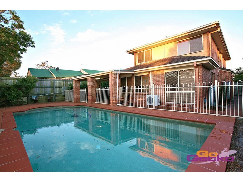 37 Clearmount Crescent, Carindale QLD 4152