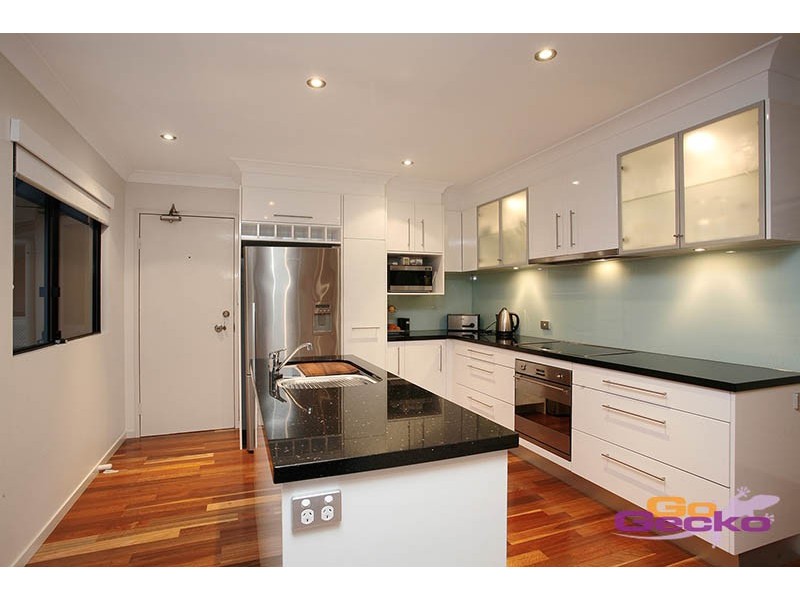 22/13 Vectis Street, Norman Park QLD 4170