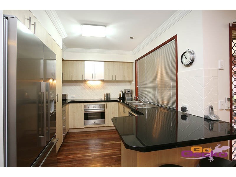 31 Kirra Place, Carindale QLD 4152