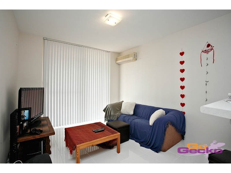1/29 Lilly Street, Greenslopes QLD 4120