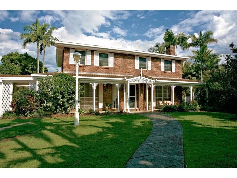 16 Kuhler Court, Carindale QLD 4152