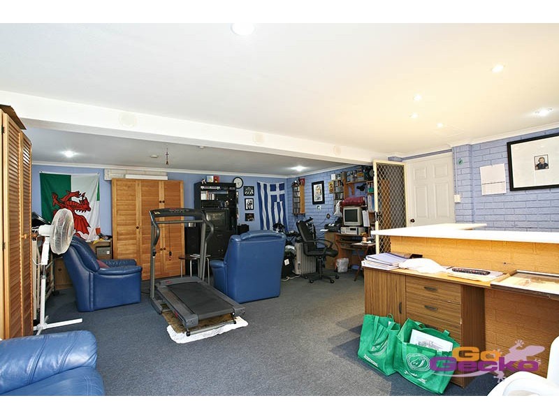 16 Stanton Road, Tingalpa QLD 4173