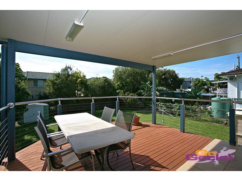 16 Stanton Road, Tingalpa QLD 4173