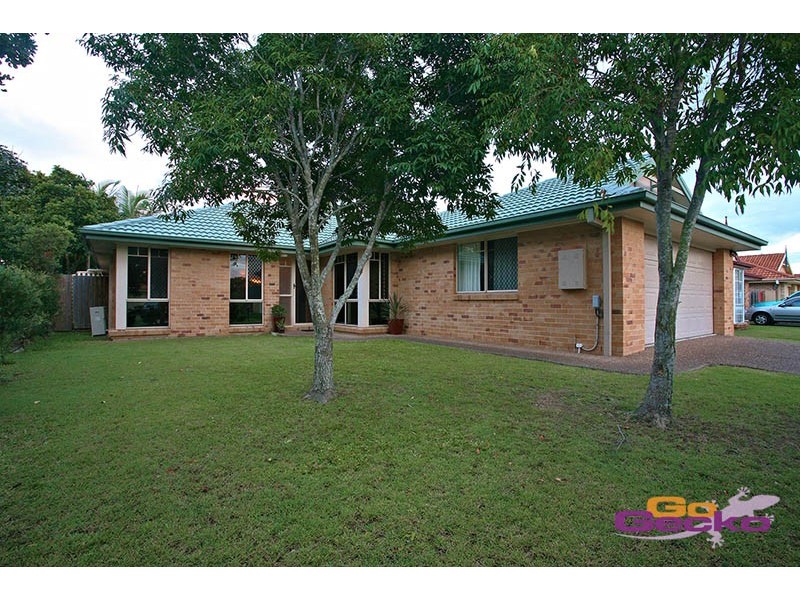 12 Bloomfield Place, Carina QLD 4152