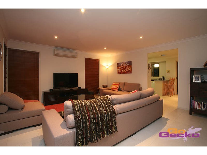 12 Bloomfield Place, Carina QLD 4152