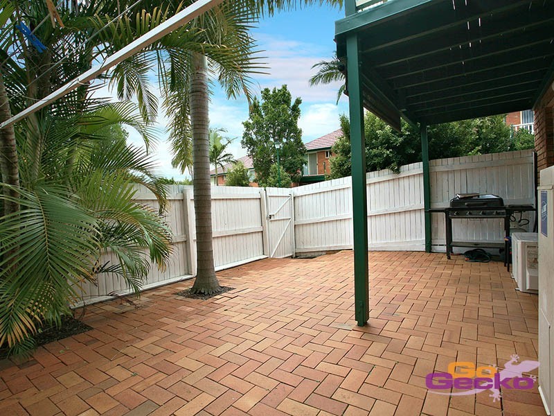 18/116 Meadowlands Road, Carina QLD 4152