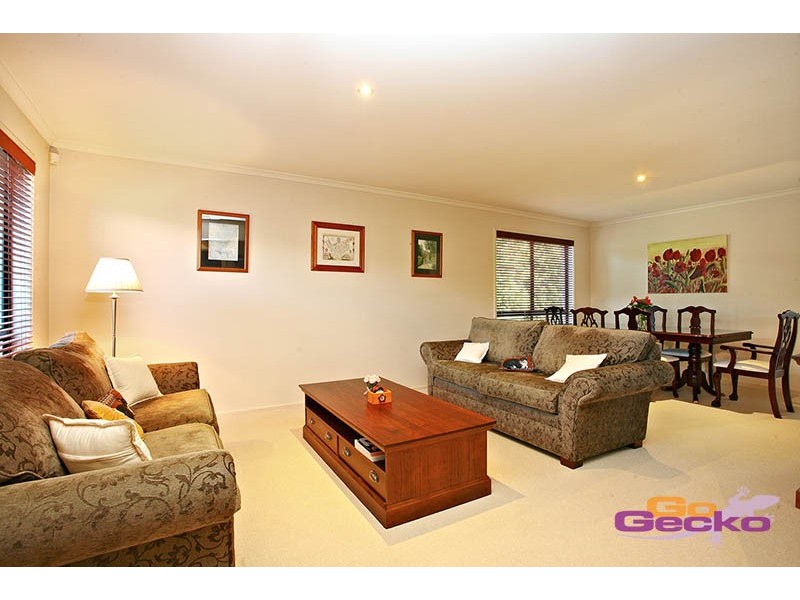 7 Kirra Place, Carindale QLD 4152