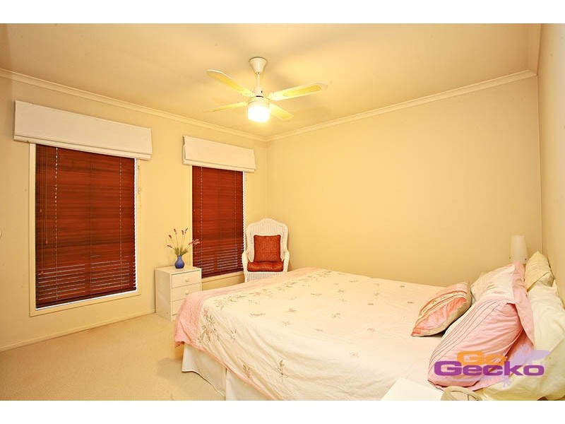 7 Kirra Place, Carindale QLD 4152