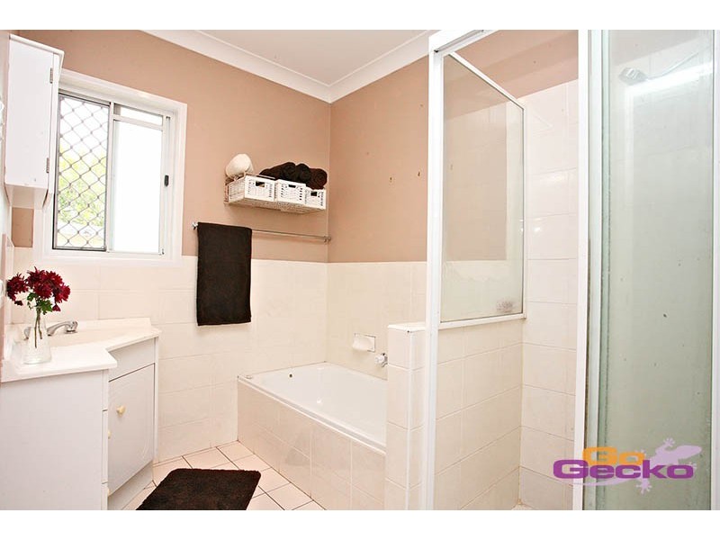 23 Anzac Road, Carina Heights QLD 4152