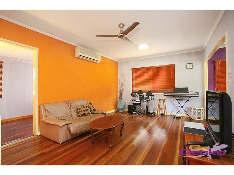 32 Luprena Street, Mansfield QLD 4122