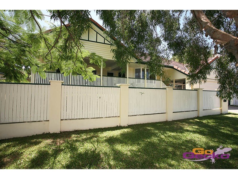 8 Meteor Street, Coorparoo QLD 4151