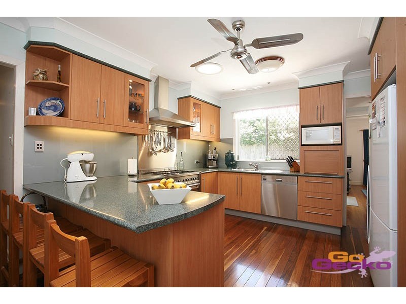 8 Meteor Street, Coorparoo QLD 4151