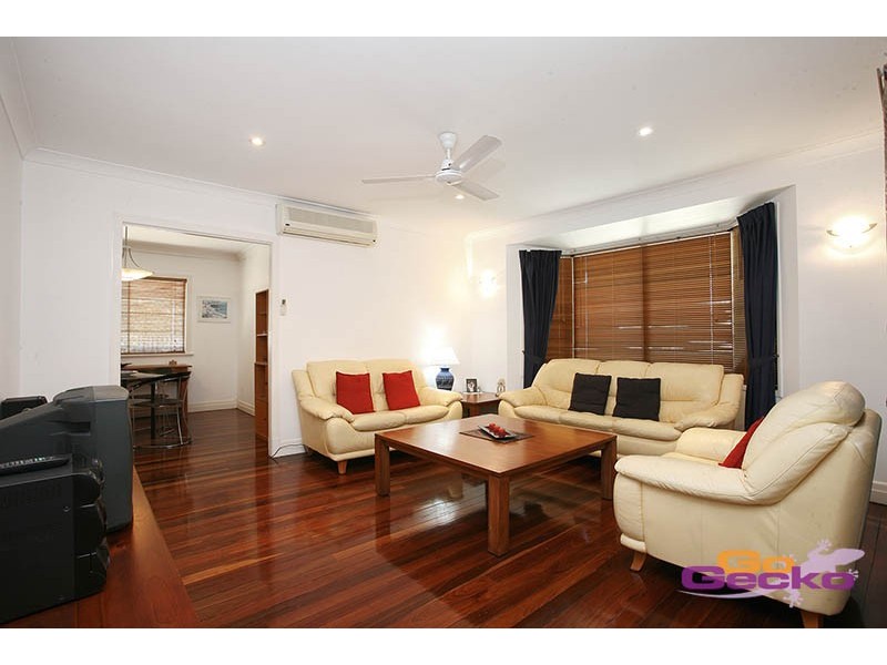 8 Meteor Street, Coorparoo QLD 4151